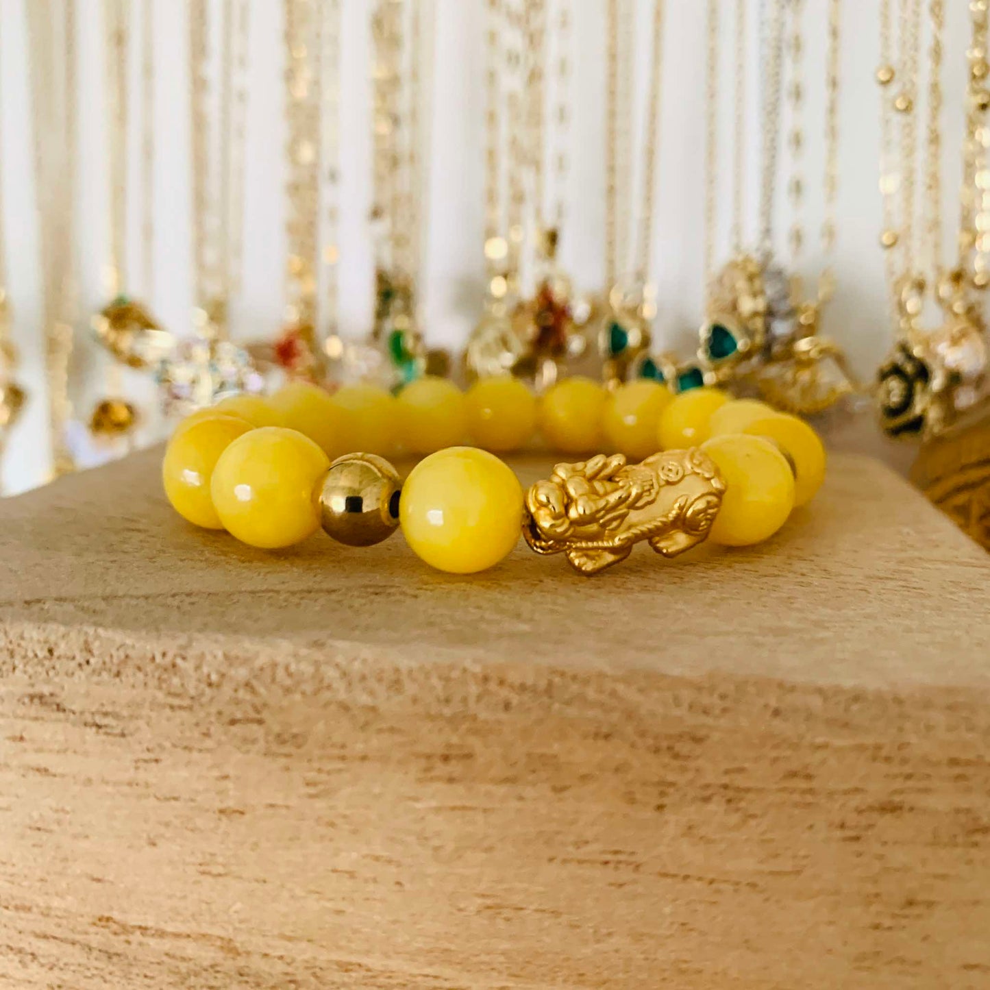 Natural Yellow Jade Bracelet with 1Omm Stones