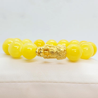 Natural Yellow Jade Bracelet with Pixiu in 12mm Stones