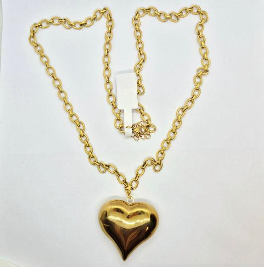 Heart Pendant Necklace in Gold Plated Stainless steel