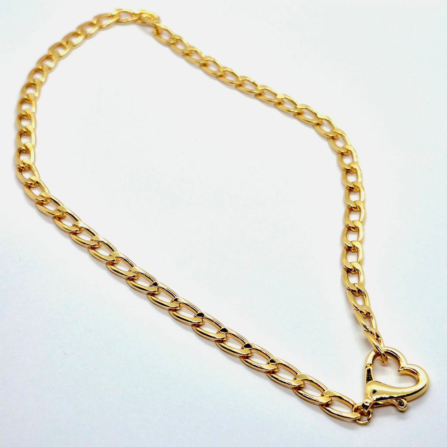 Heart Choker Necklace in Gold Platted Stainless Steel