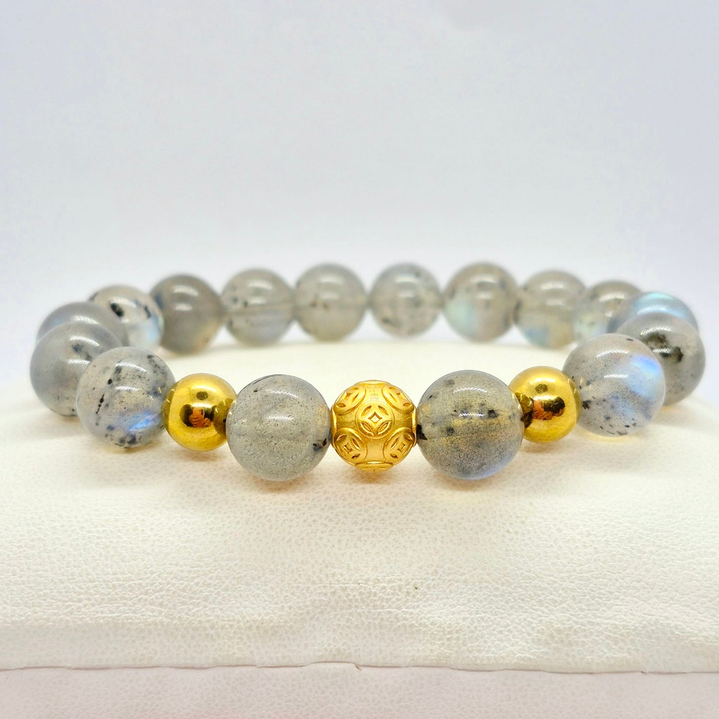 Natural Labradorite Bracelet in 10mm Stones
