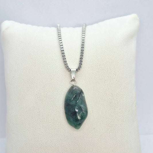Natural Emerald Stone Pendant with Stainless Steel Chain Necklace