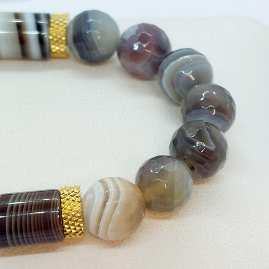 Natural Banded Brown Agate Bracelet in 10mm Stones