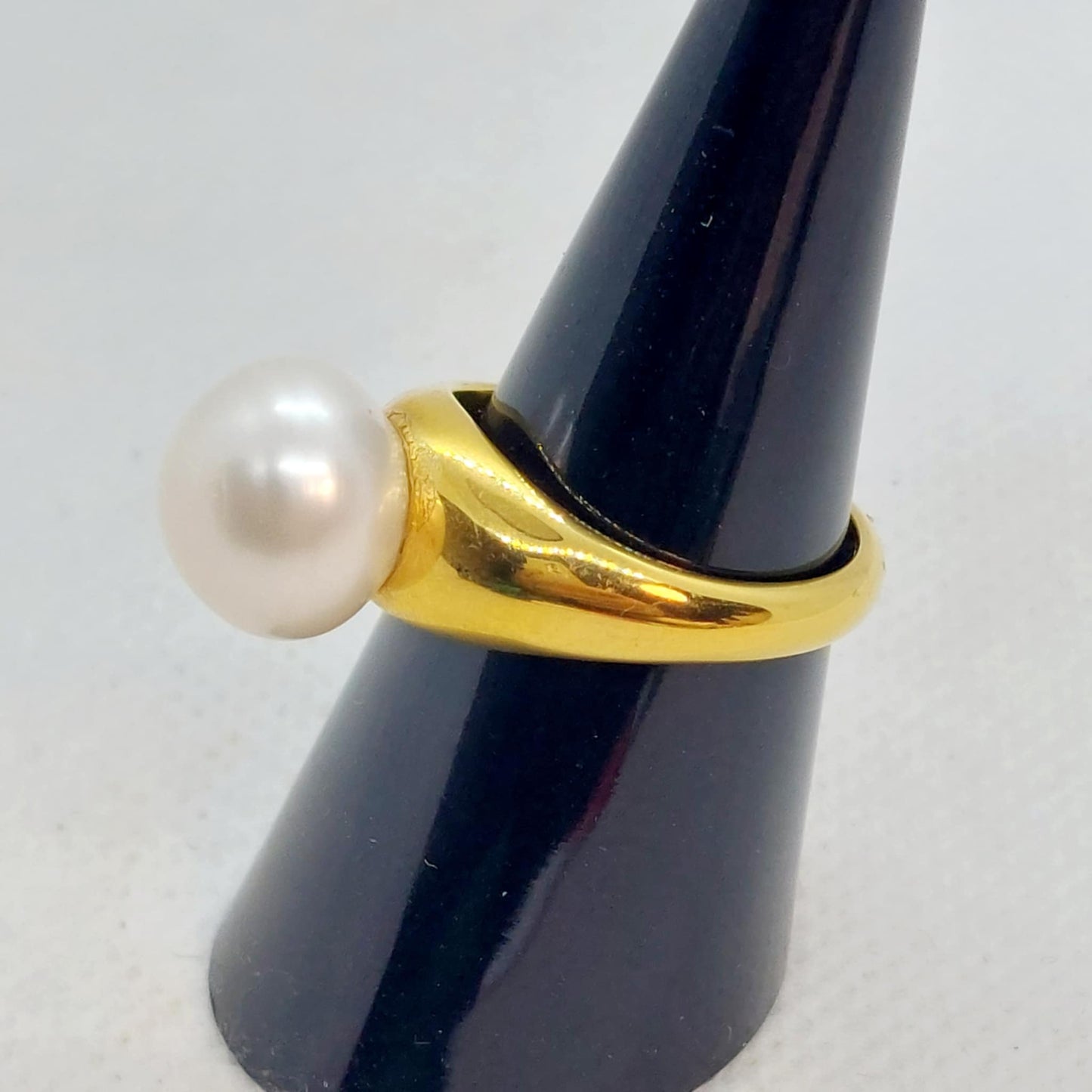 Natural 12mm Pearl Ring in Gold Plated Stainless Steel