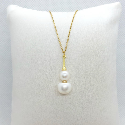 Natural Freshwater Pearl Pendant with Gold Plated Stainless Steel Chain Necklace