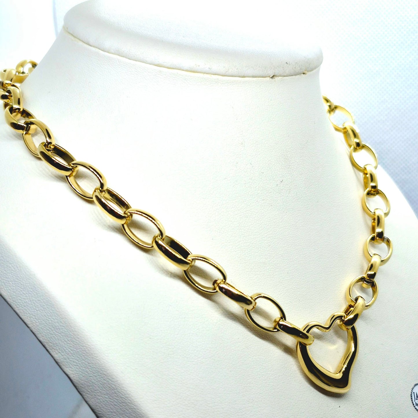 Heart Necklace in Gold Platted Stainless Steel