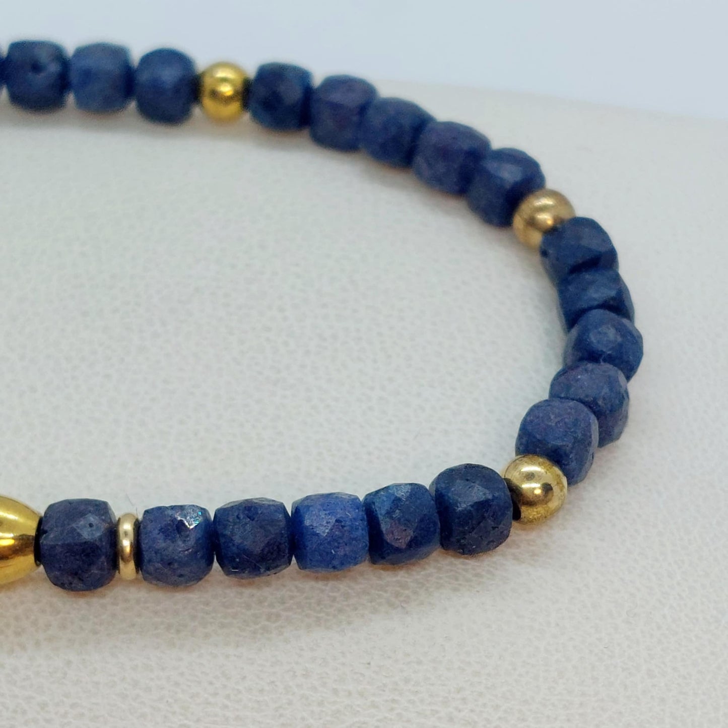 Natural Sapphire Stone Bracelet with 4mm Stones