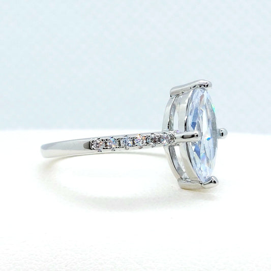 Sona Diamond Ring - 1,6ct Marquise Cut - Sterling Silver - Lab Created