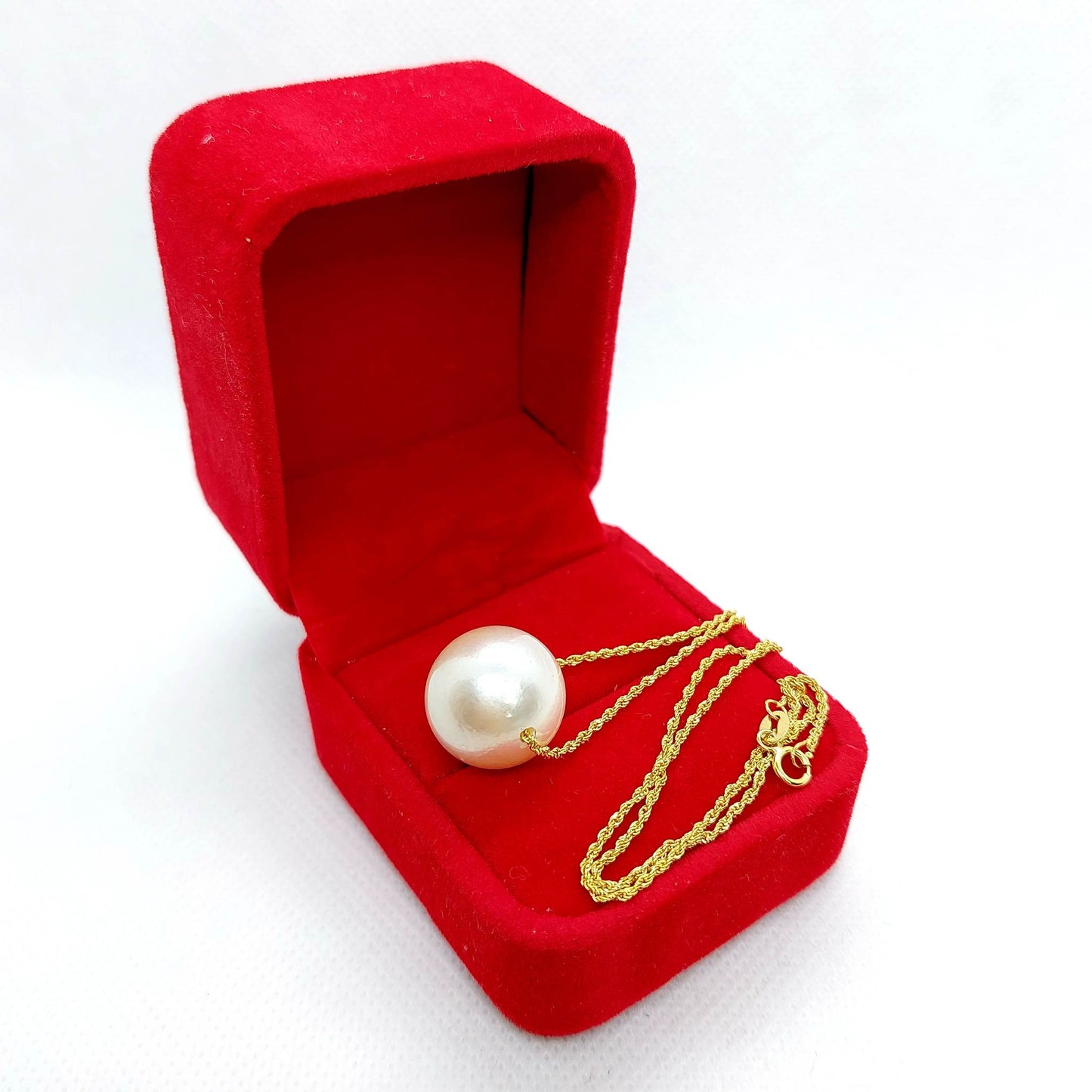 Natural South Sea Floating Pearl Pendant - 16mm - Solid 18K Gold