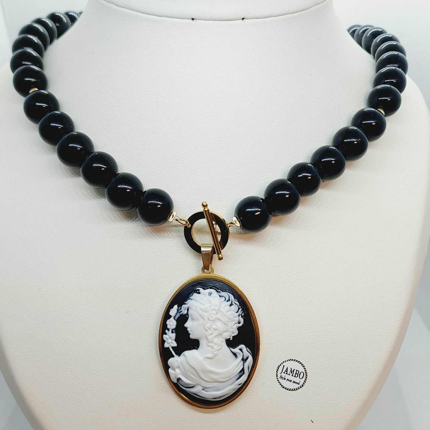 Natural Black Onyx Necklace and Cameo Pendant with 12mm Stones
